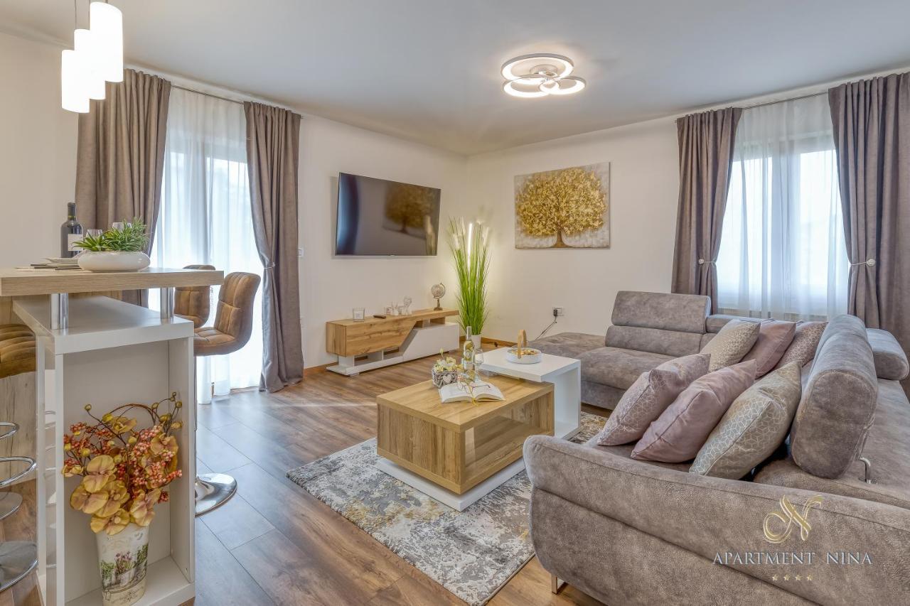 Apartment Nina Pazin Luaran gambar