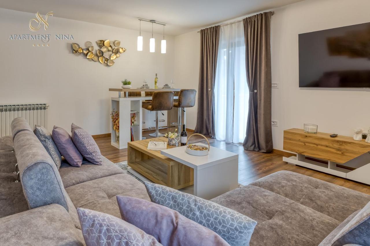 Apartment Nina Pazin Luaran gambar
